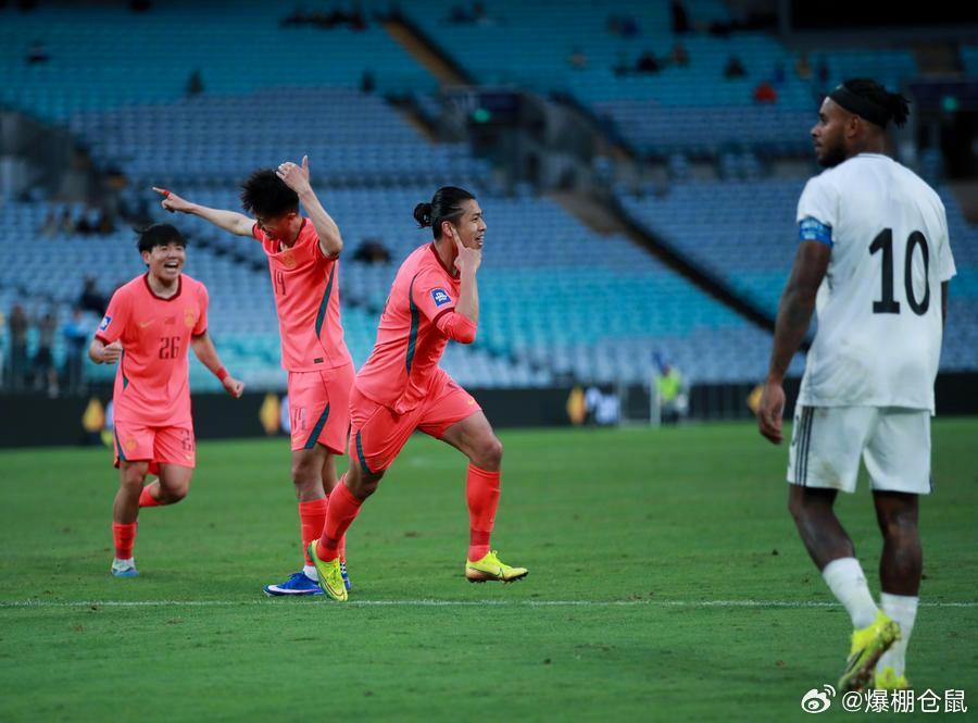 【开门红】国足2比0库拉索，邵佳一是国足近6位正式主教练唯一一位取得开门红的教练