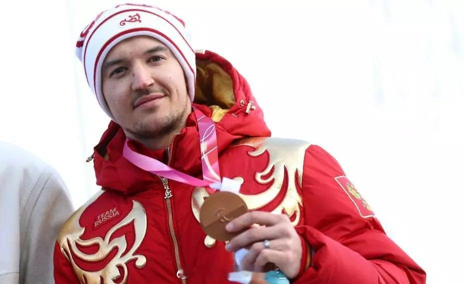 弗拉基米尔·普京就阿列克谢·布加耶夫在第十四届冬季残奥会高山滑雪项目坐姿组回转比