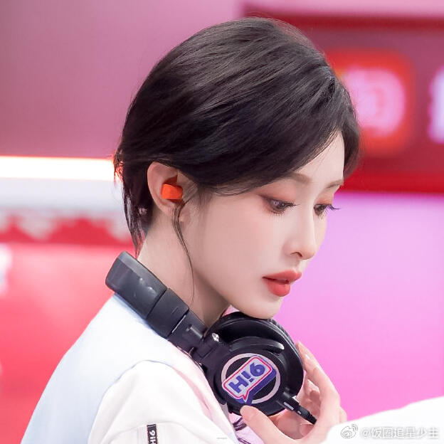 孟子义出发好六录制 看到孟子义出发好六录制的消息，就知道周末有盼头了，她那种天然