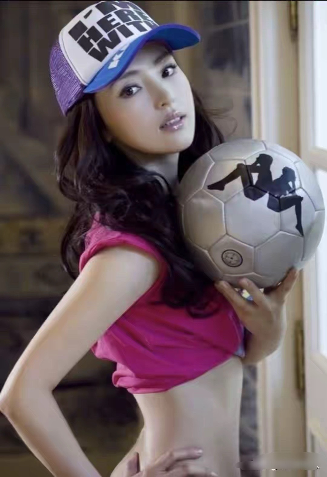 董璇   在复制粘贴的时代，你是手写的诗