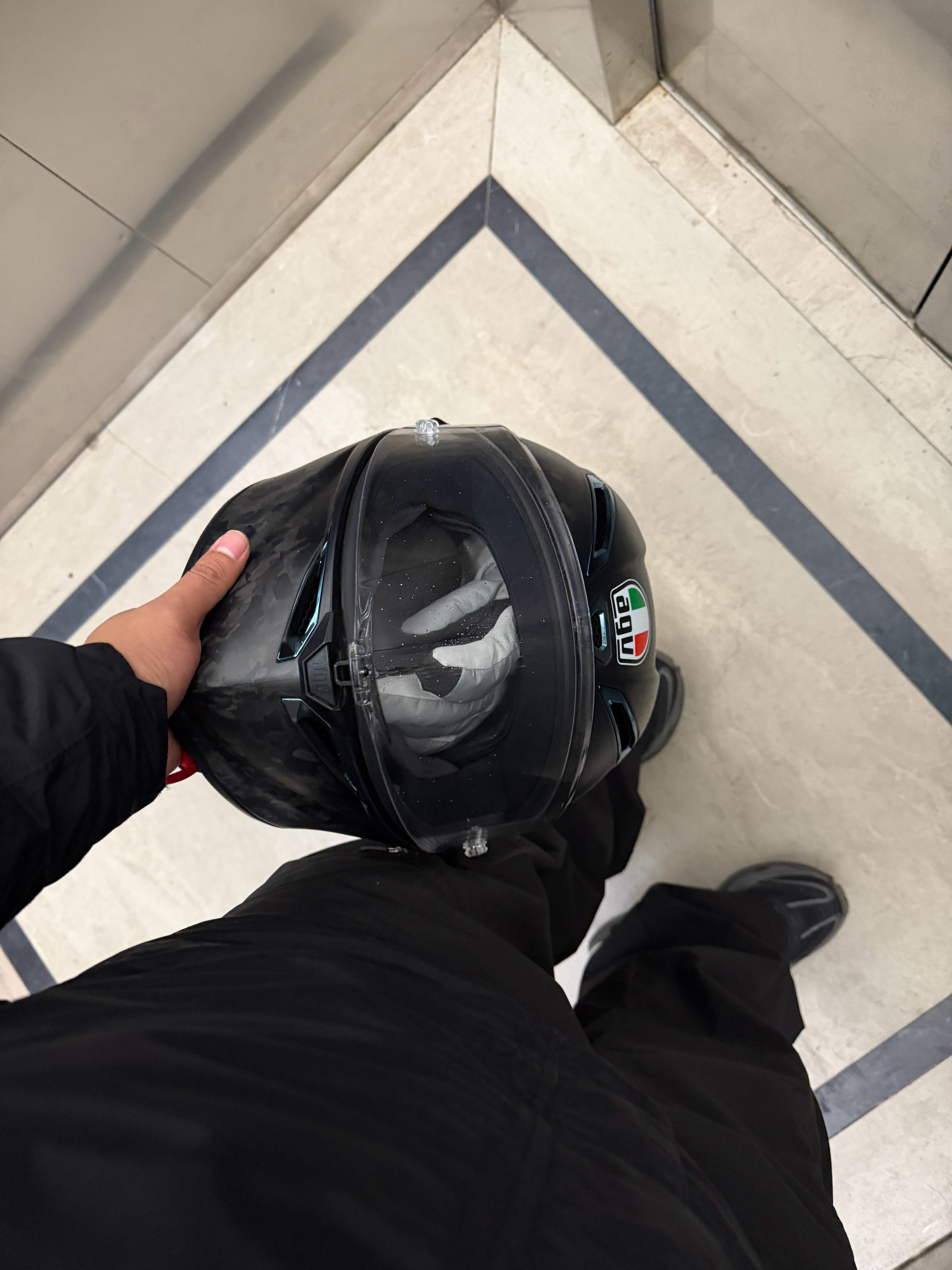 粤北这个天气真的瑟瑟发抖太冷了，骑摩托车是真扛不住