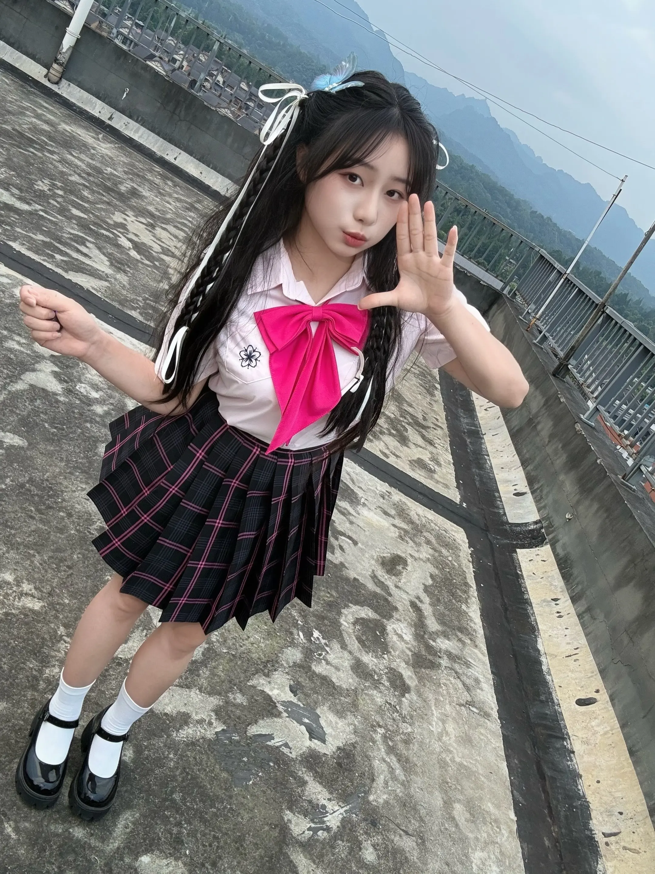 天空不蓝。