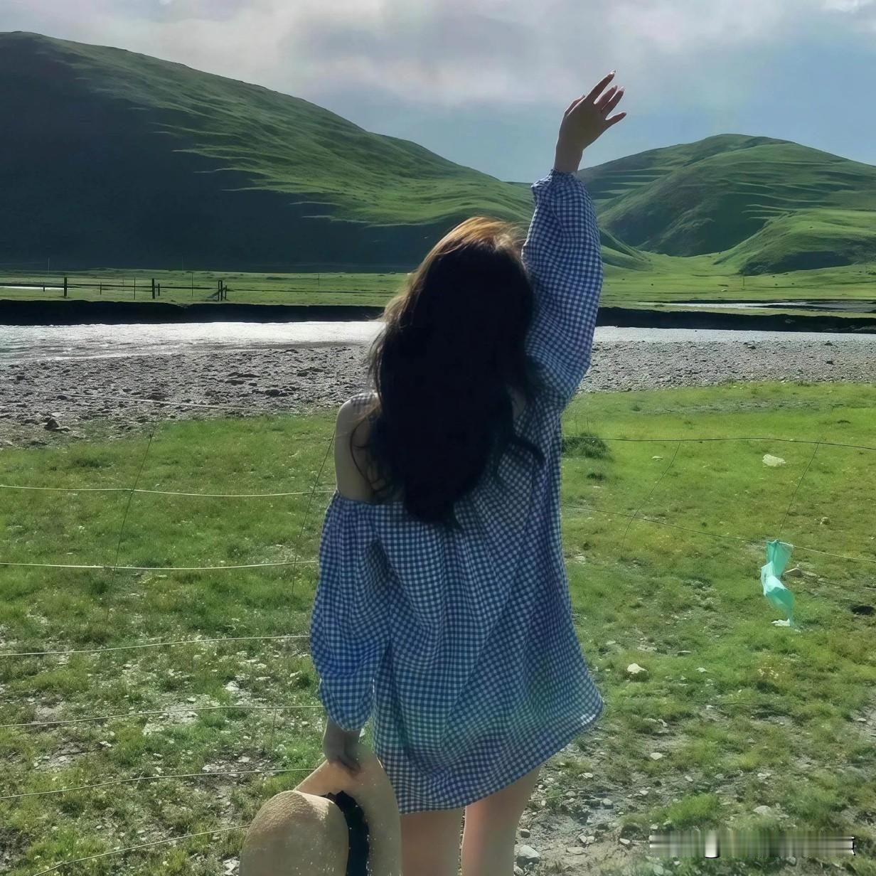 已婚女人要明白：

在婚姻里有没有一个好婆婆不重要，重要的是你要有一个好老公，这