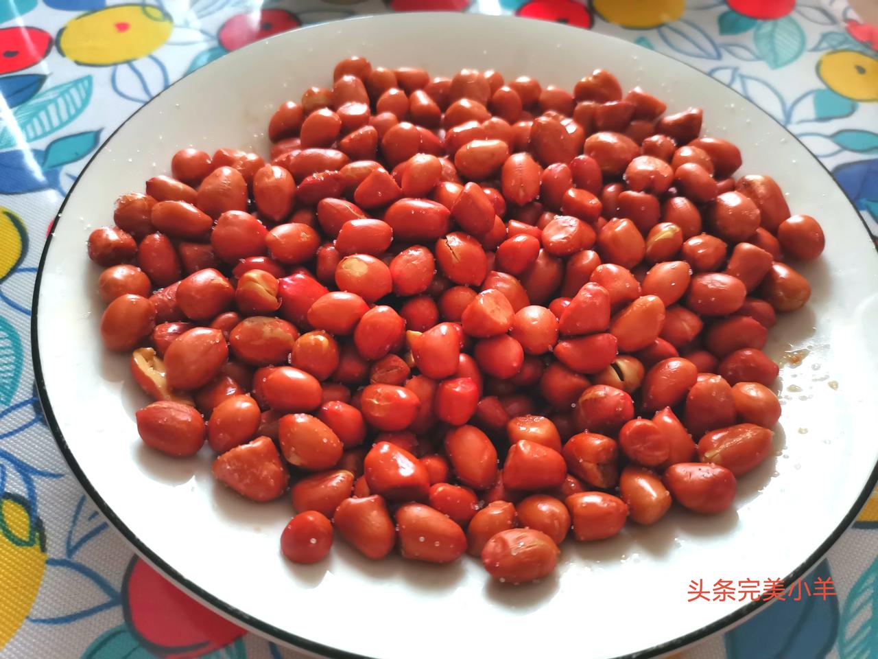 #秋日美食大赏#
地标潍坊，周一中午餐，天气变化就要吃热菜，心情好，厨房里面的锅
