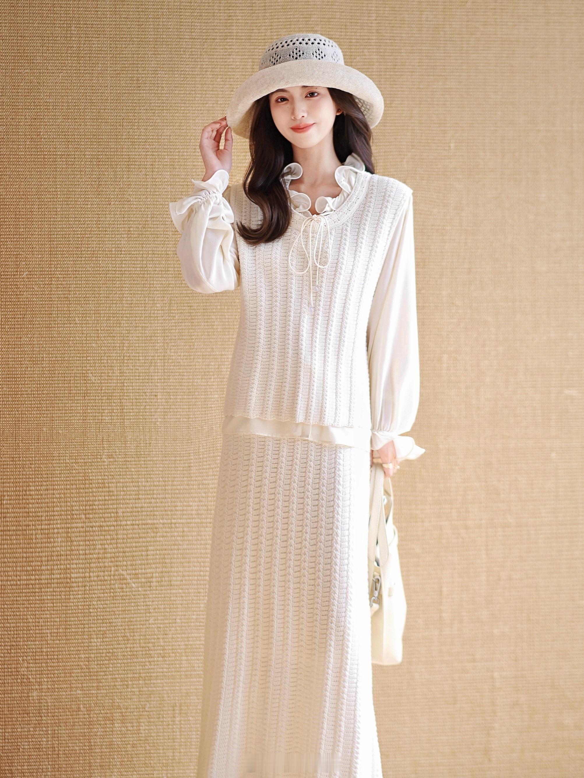 优雅大方白月光～精梳棉*羊毛 柔软舒服 马甲+半裙 再搭个衬衫穿超有气质吧？还有