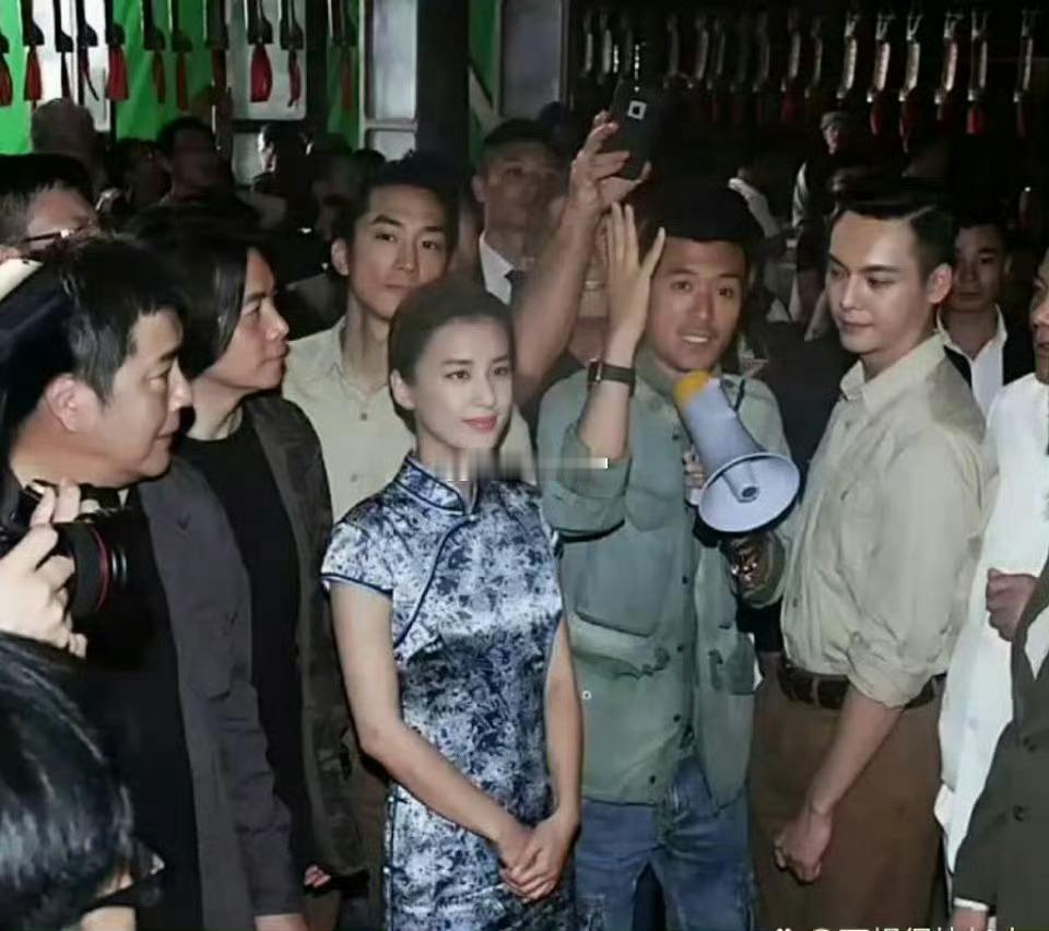 女明星和她的农民工老公 ​​​
