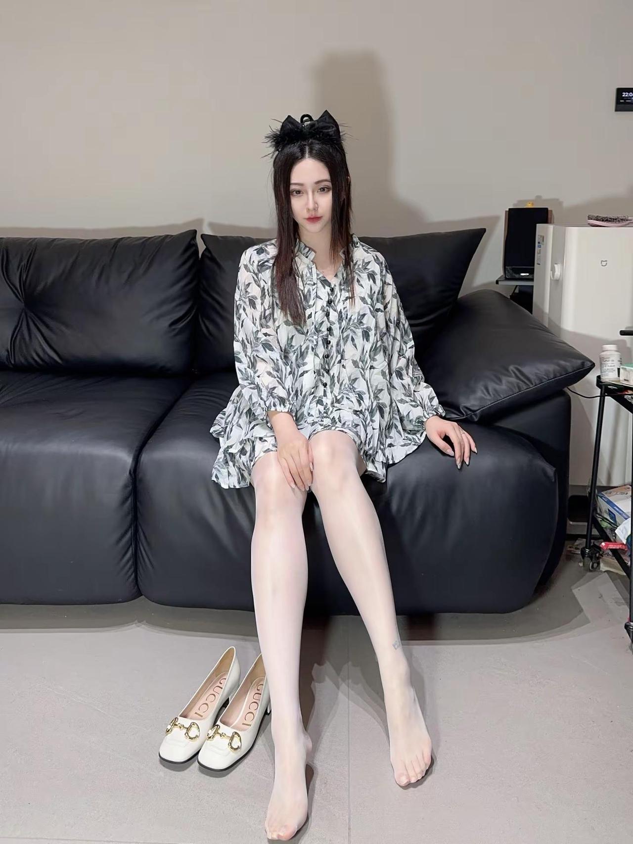 不要问我太阳有多高。汲润绝妙触感 汲润洛神高光 碎花裙