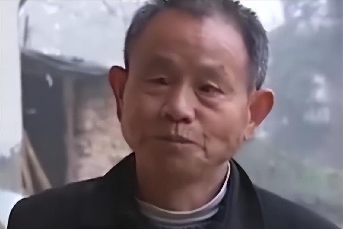 “这就是人间奇迹！”2010年，湖南61岁老汉在和妻子吵架后，一气之下喝下一整瓶