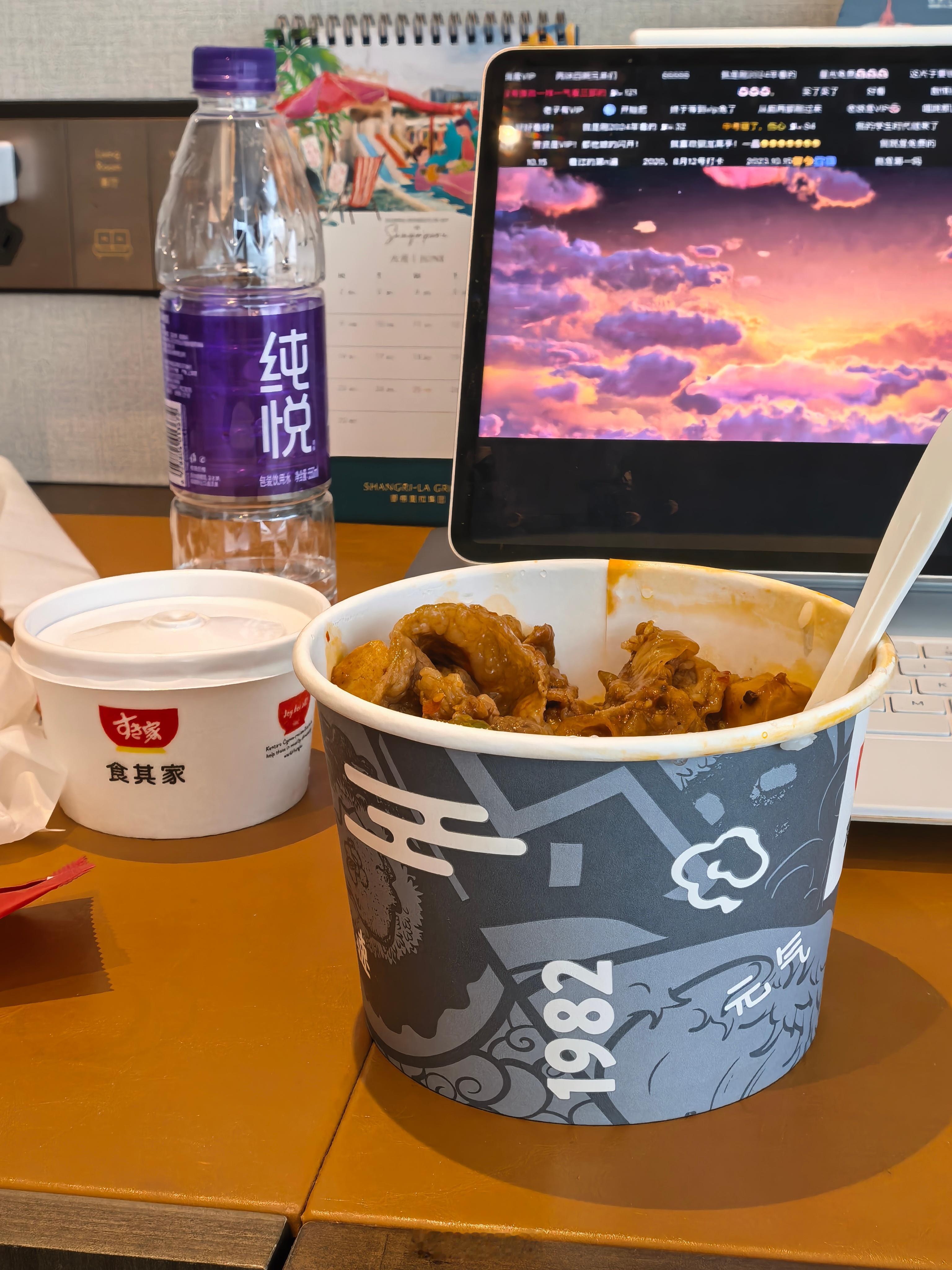 我宣布：食其家在我心中地位正式碾压吉野家 ​​​
