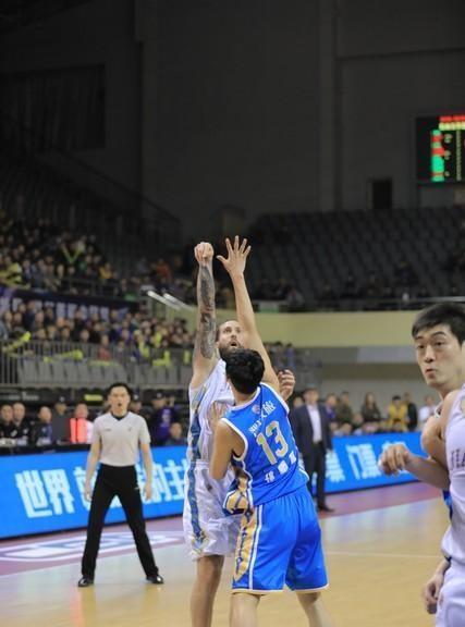 今晚CBA常规赛第七轮四场比赛赛事预告前瞻预测：今晚谁主沉浮？
今晚CBA常规赛