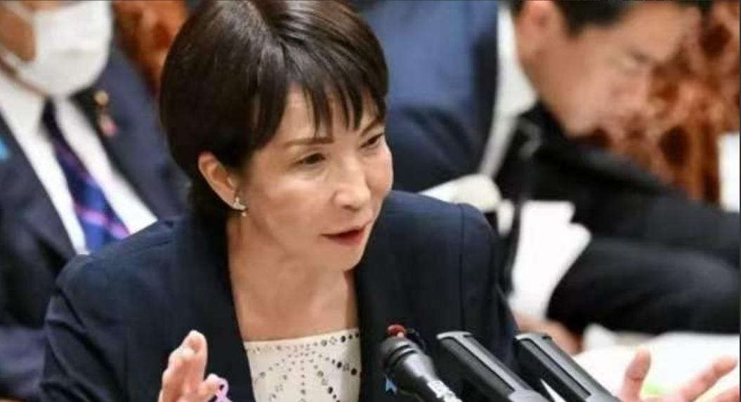 高市早苗变脸比翻书快
前脚在东京说愿意对话
后脚就让日本防卫预算破了9万亿日元
