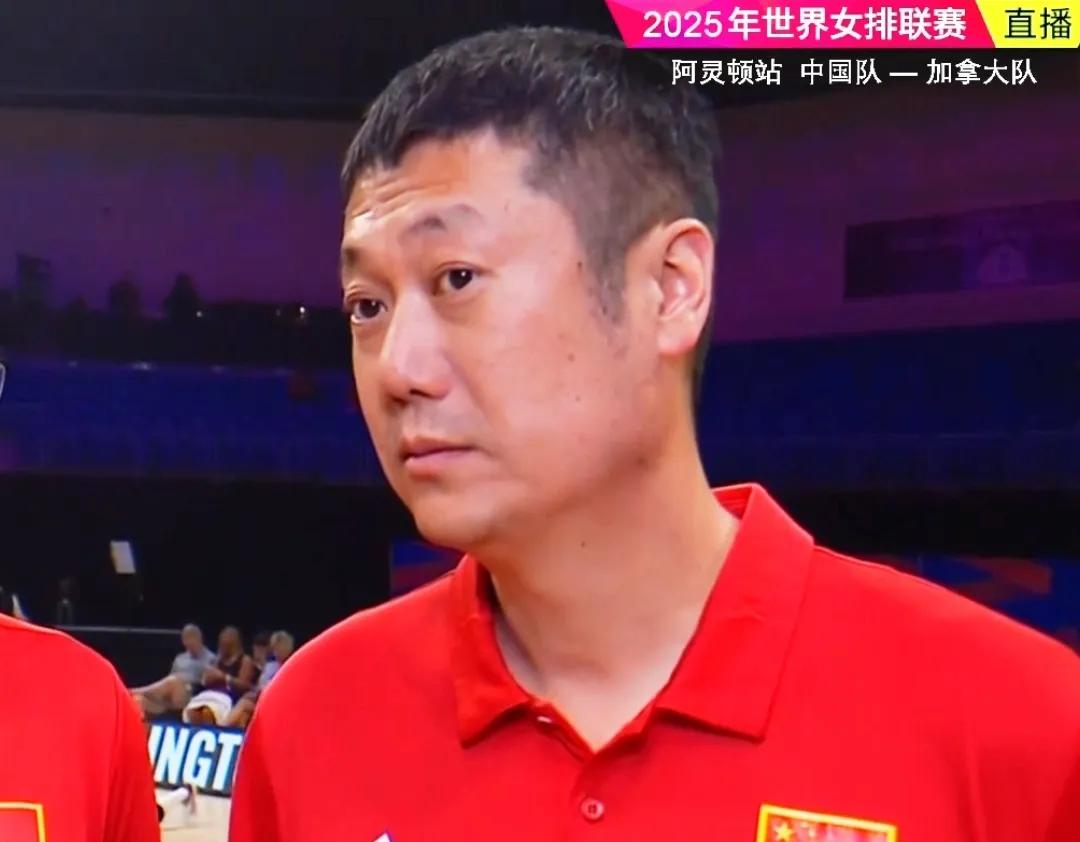 中国女排3-1击败加拿大女排，赢取世联赛美国站两连胜！

 
北京时间7月12日