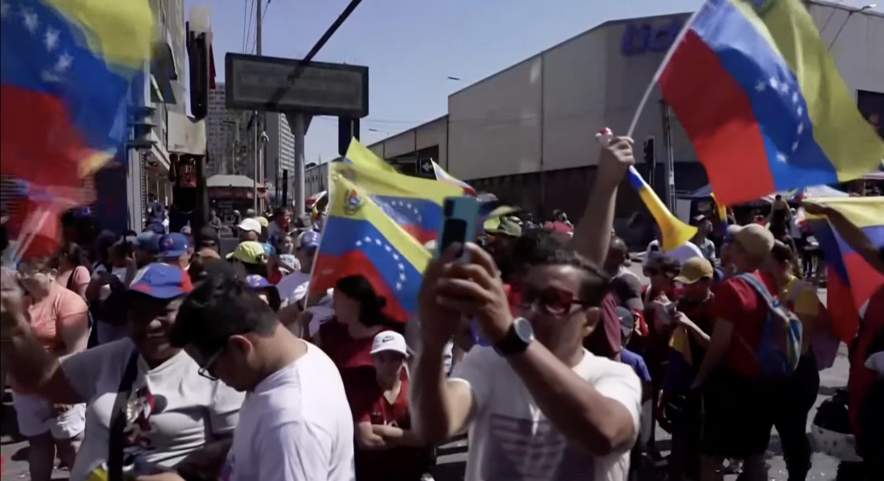 美军活捉马杜罗，2026年开年，天字第一号重大新闻，激发了我作为老新闻编辑的兴趣