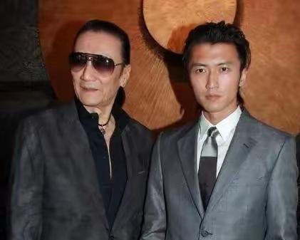 7月20日，影坛传奇谢贤被证实去世，享年89岁，儿子谢霆锋发文表示希望大家以后想