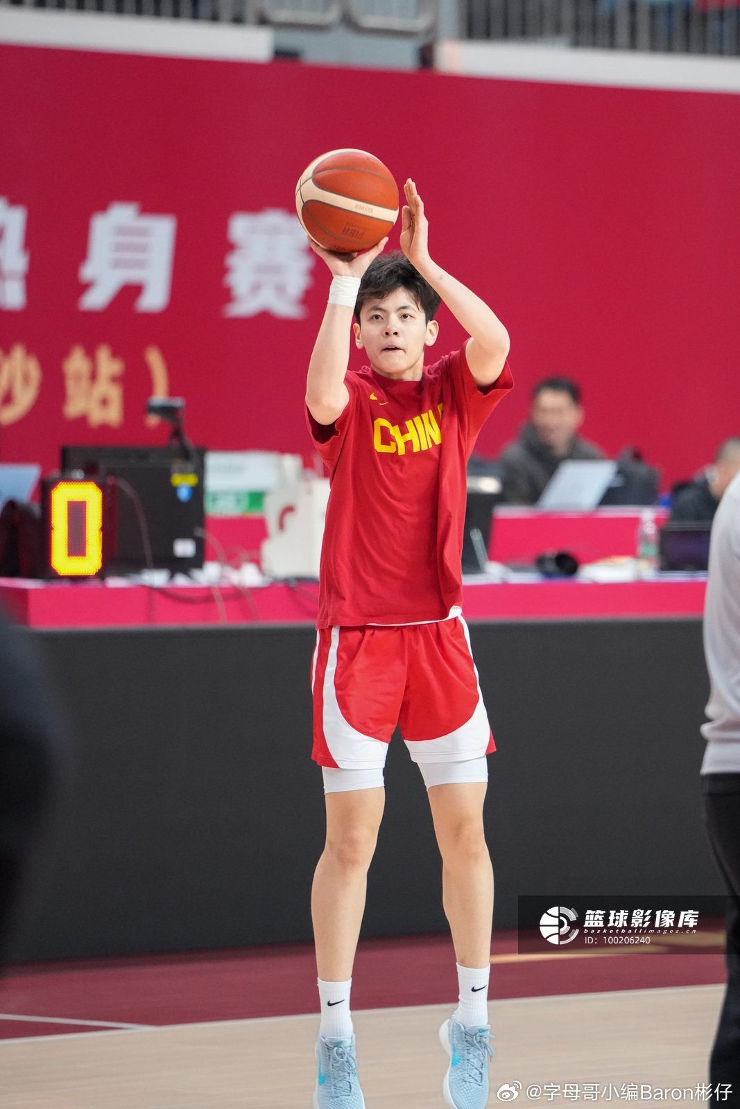 杨舒予杨舒予中国女篮 20260303中国女篮抵达长沙踩场训练图集3.4的备训网