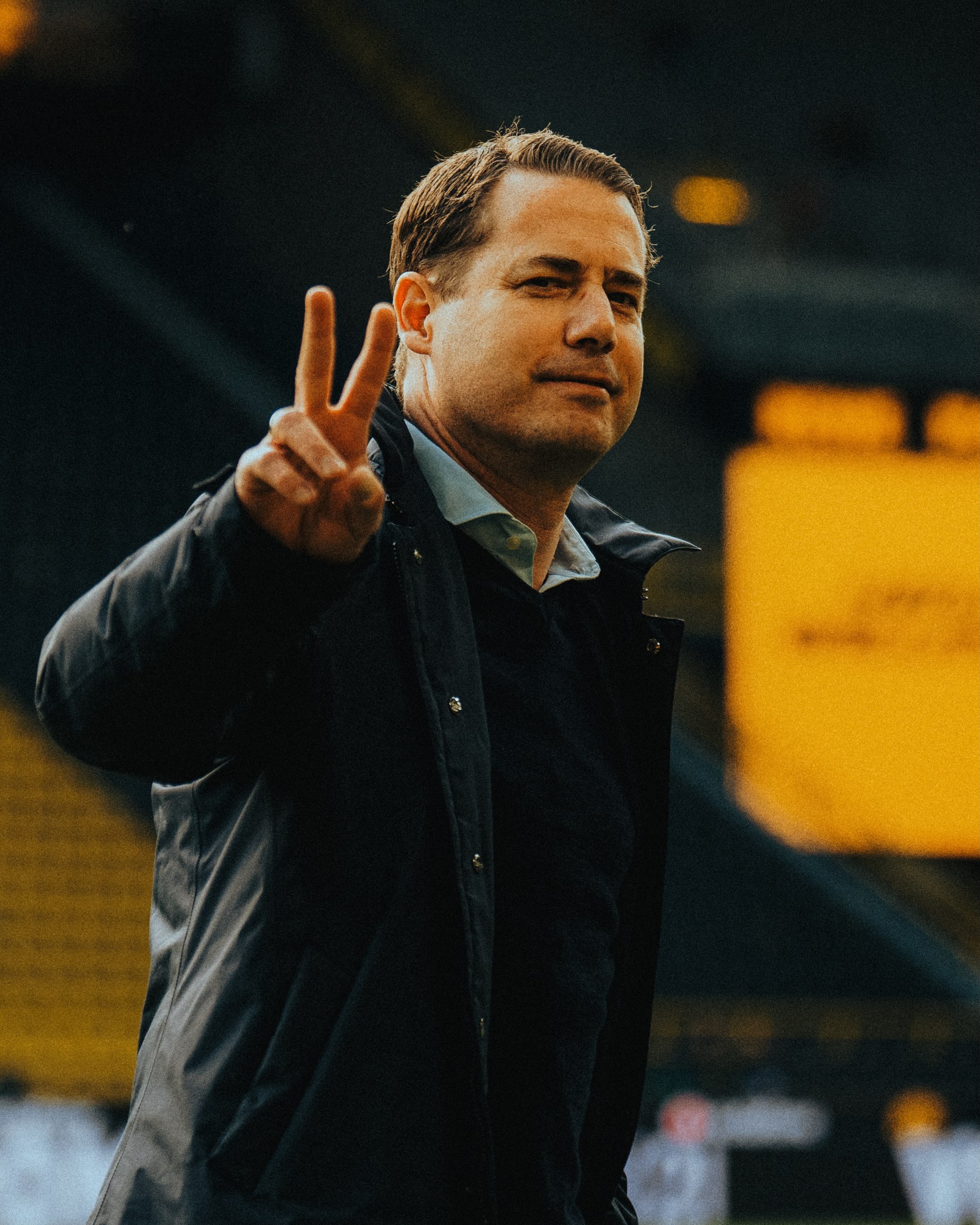 ⚽如果你要谈到惊天吊射，一定离不开他💛🖤德国当地时间的今天是里肯的生日。让我