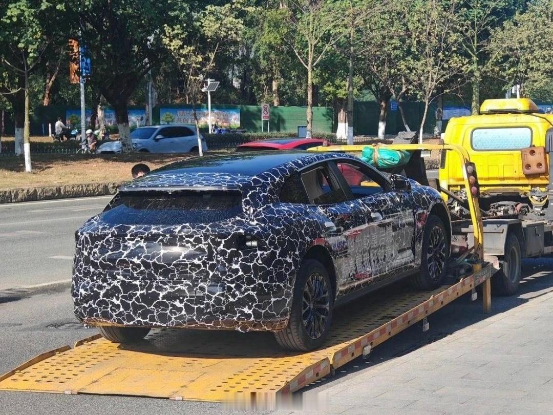 厉害的网友发来启境猎装在路上，大家喜欢嘛？ 