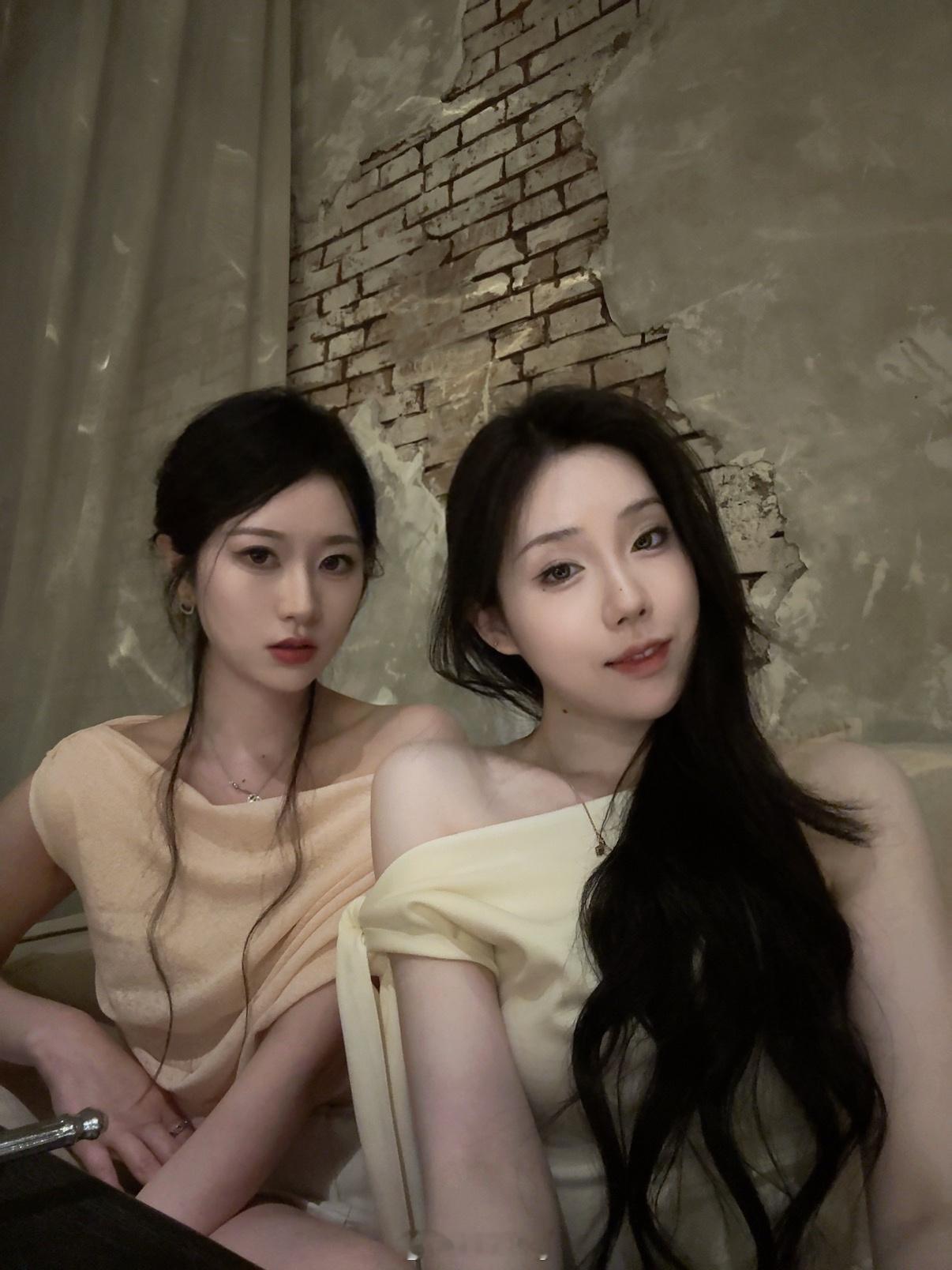 与妻约会[送花花] 女孩子都香香软软[送花花] ​​​
