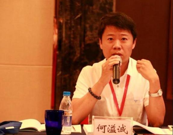 台独分子还在痴心妄想靠美国撑腰？何溢诚大实话戳破岛内幻想！大陆火力覆盖全岛、环岛