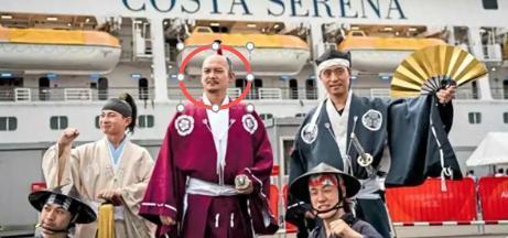 军国主义复活势头根本刹不住？日本人公然为“侵略者”大唱赞歌。亚运会欢迎仪式上竟惊
