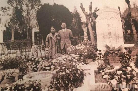 1931年7月23日，宋庆龄的母亲倪珪贞在青岛病逝。母亲去世的当天，孔祥熙即从上