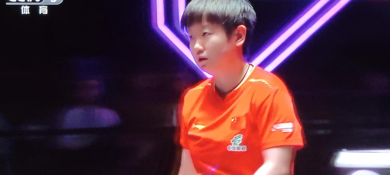 恭喜莎莎3:1战胜斯佐科斯，挺进八强！
尽管斯佐科斯今晚发挥极佳，打得十分凶猛，