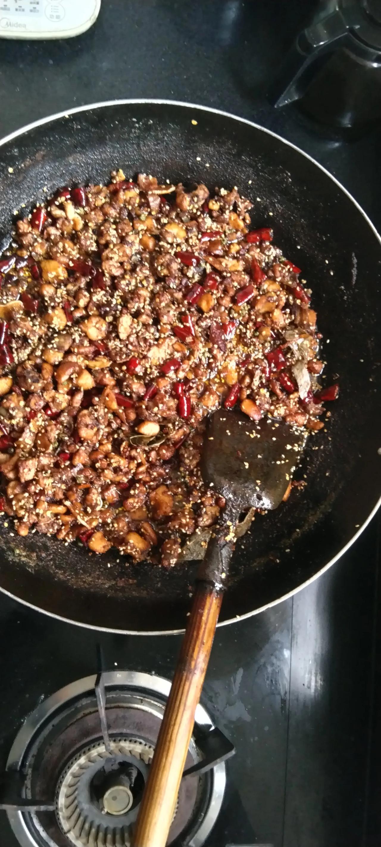 天南地北大拜年四川冷吃兔