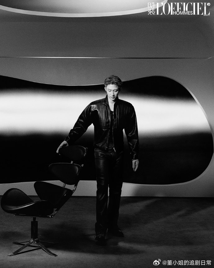 黄景瑜被润喉糖打了黄景瑜零食当杂技耍  谁能想到黄景瑜玩个润喉糖都能整出花活，反