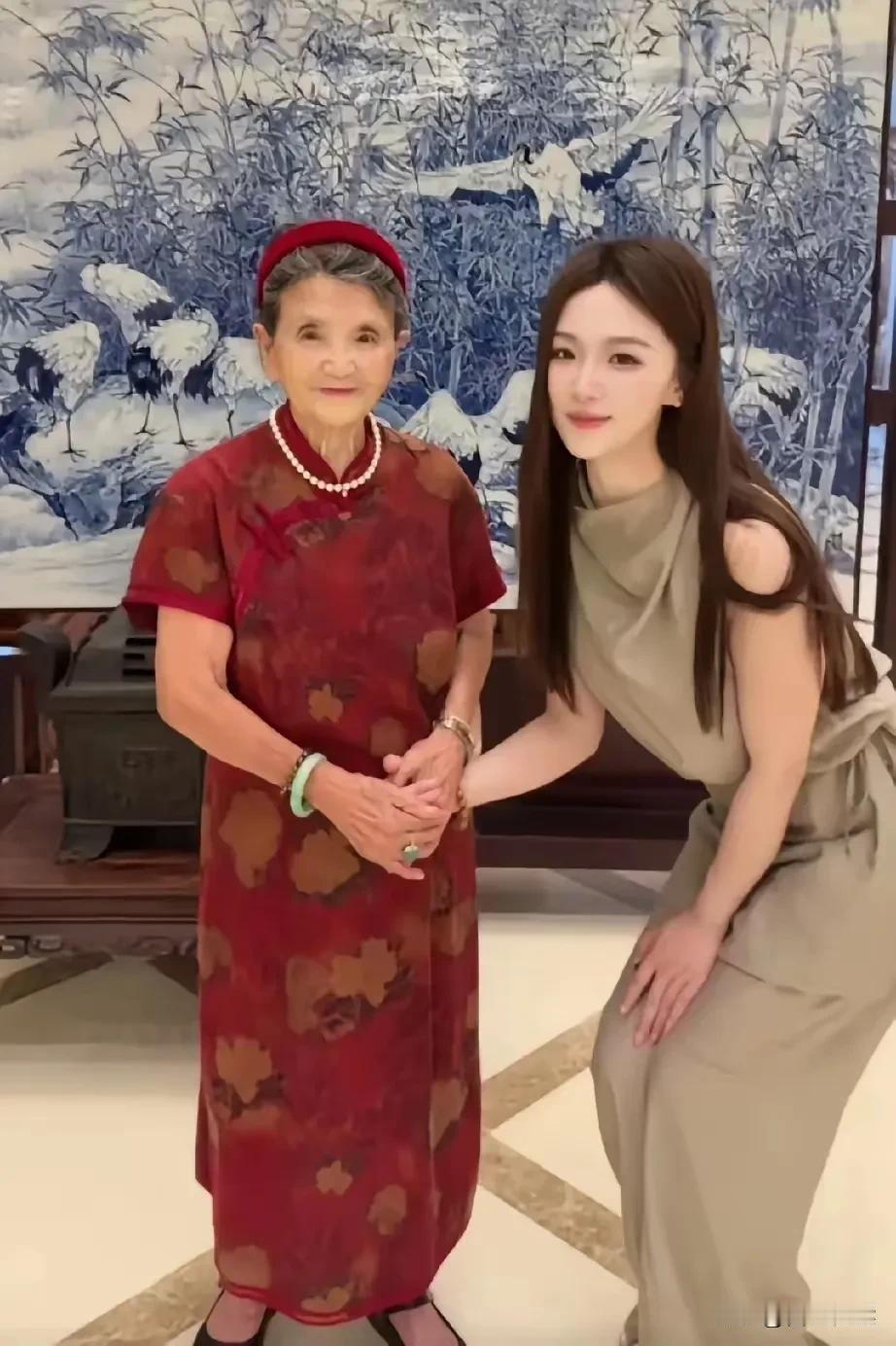 杨子真能给他妈找事

都多大的人了
还不让老母亲省心

前一个大明星不珍惜
人不