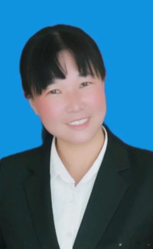 母亲，这是个充满力量与温暖的词汇。生活中的母爱千般模样，孩子扑入怀抱的热情、离家