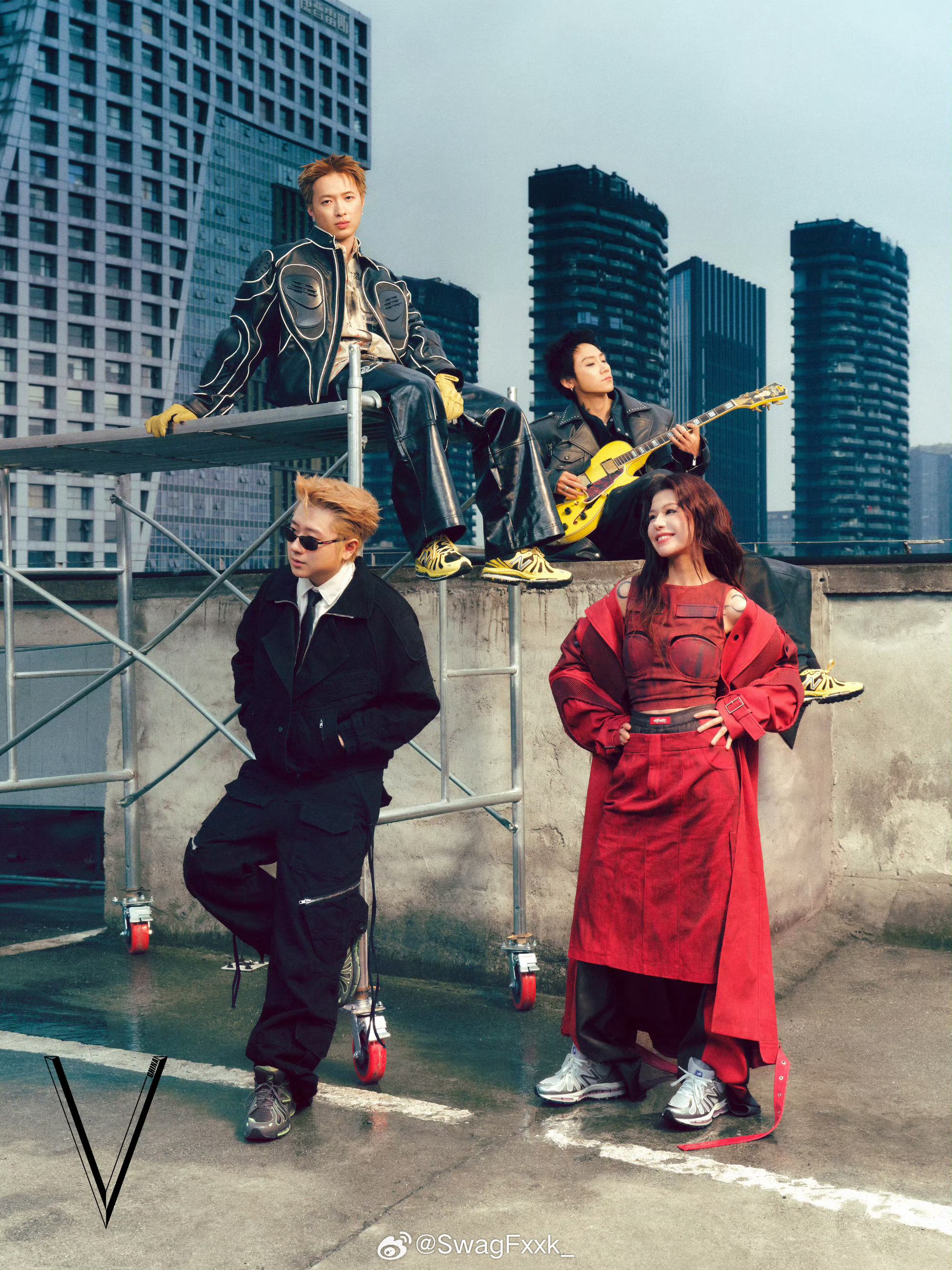 V世代王以太 x Asen x 打扰一下乐团最新同框！一起拍摄写真！ 