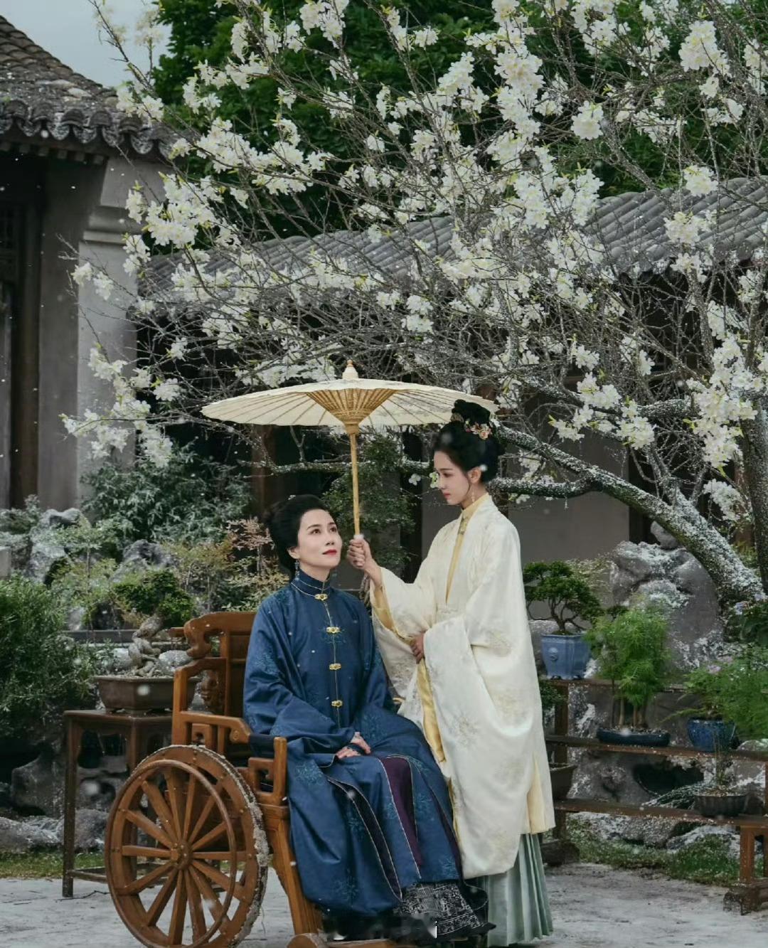 是谁又梦回《雁回时》母女线了[悲伤]0人能走出陈都灵温峥嵘母亲节售后 ​​​