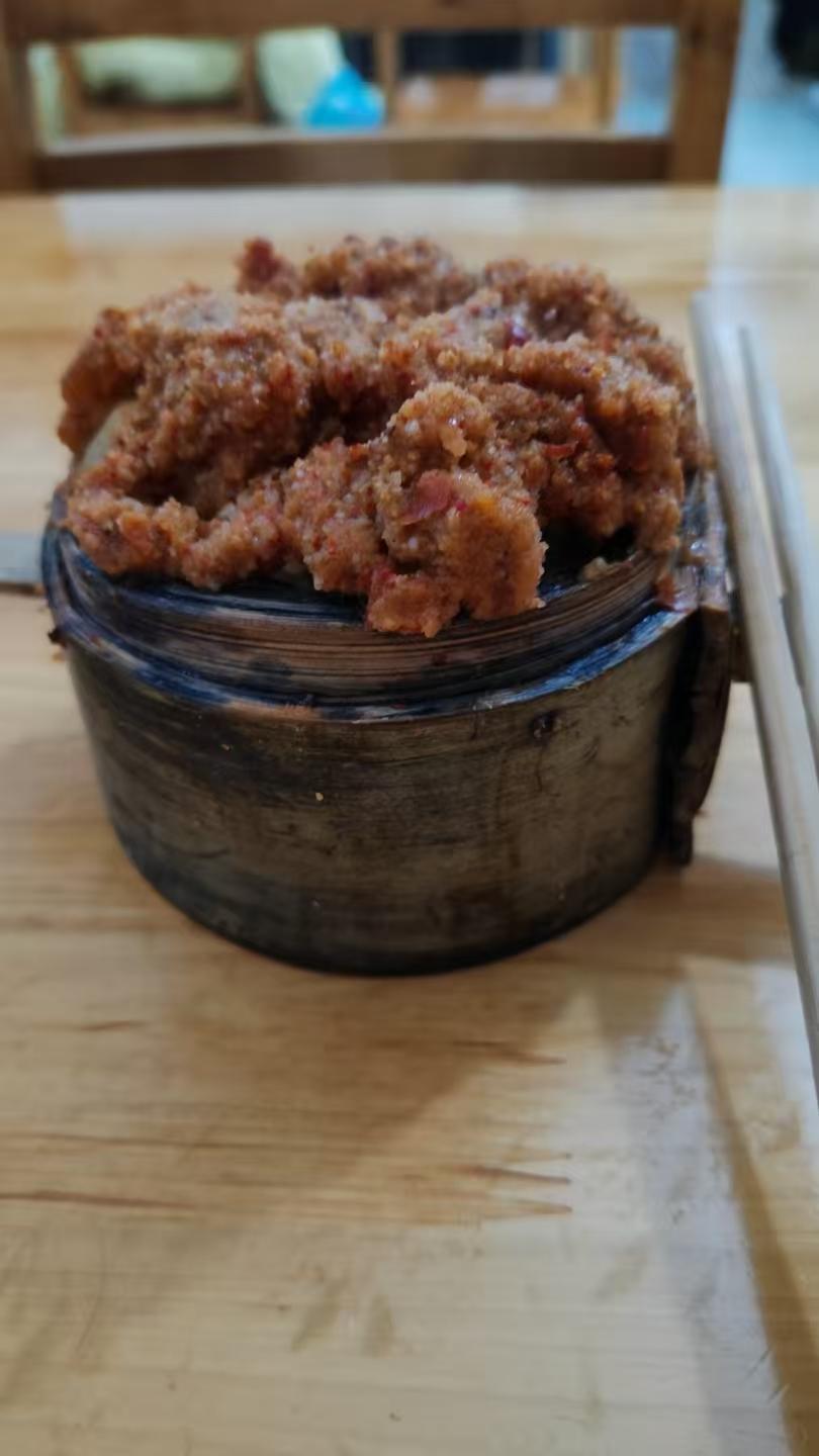 一方水土养一方人。川菜的麻辣、粤菜的清淡，背后是地理和历史塑造的生活哲学。认真对