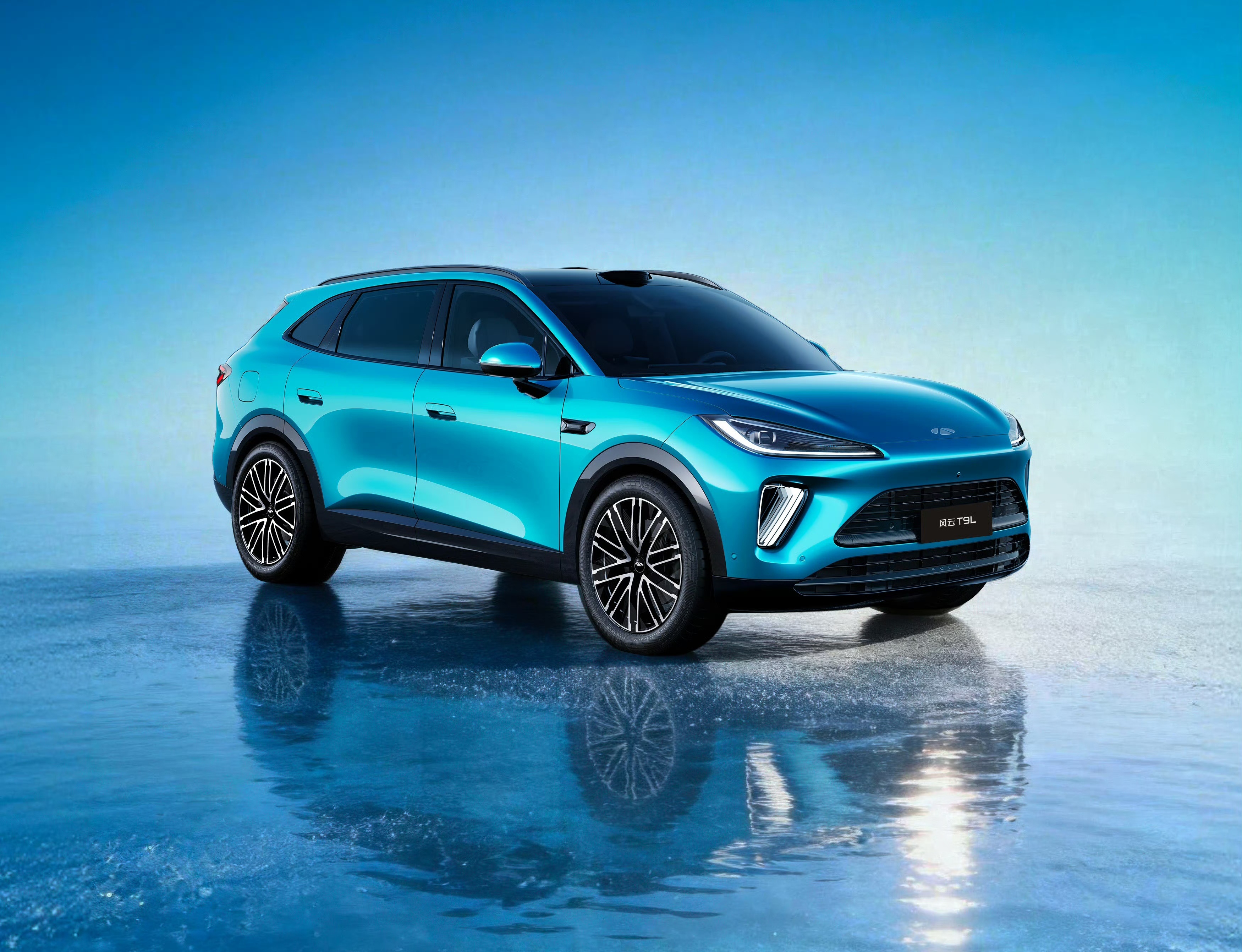 理工男开始靠脸吃饭了以前选车先看空间动力，现在第一眼过不去，后面都不想聊。颜值这