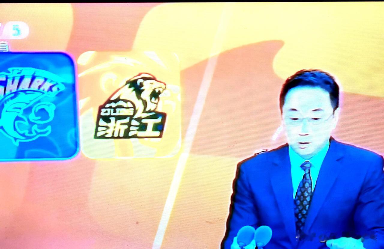 24年的拼搏，上海久事终再获冠军
CBA篮球总决赛g5，回到上海的上海久事男篮，