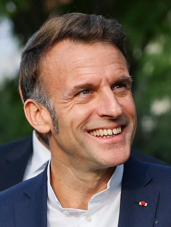 感觉很棒！法新社等媒体再次发布了法国总统马克龙访华图片，从目前的照片和外媒相关报