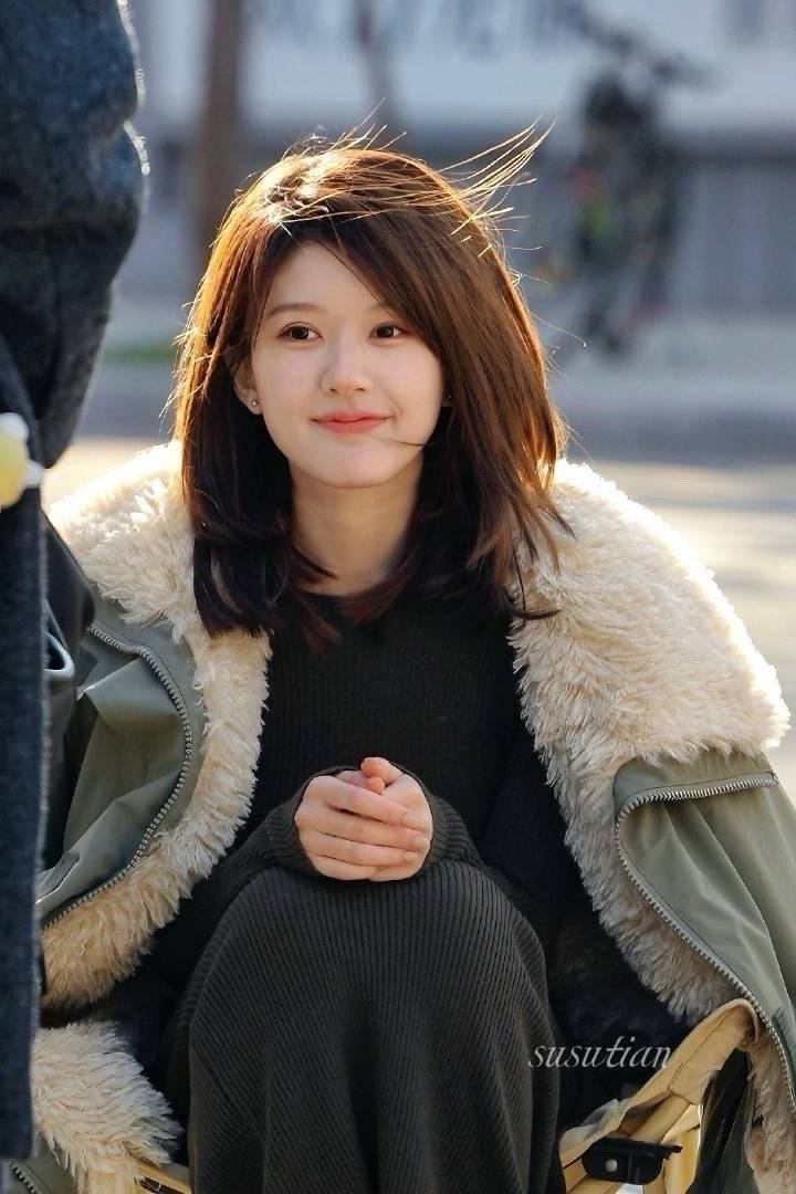 赵露思、彭冠英新剧《恋人》，服化道看起来很不错，不知道剧播会不会达到预期效果～ 