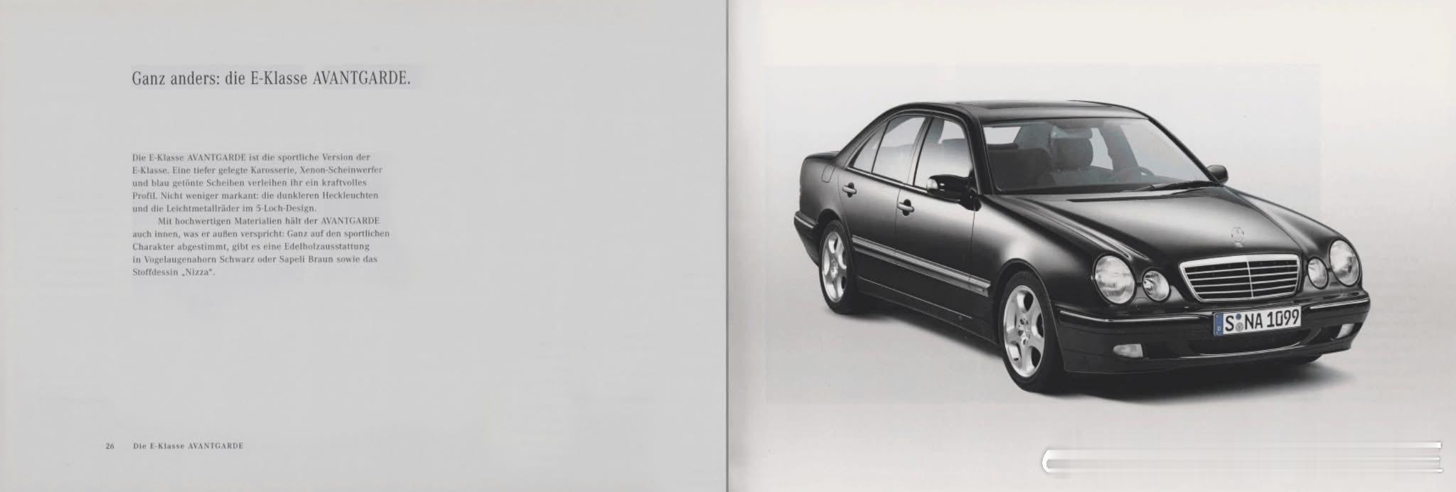 2000年奔驰E级（W210），即第一代“四眼奔”（1995-2002），创造了