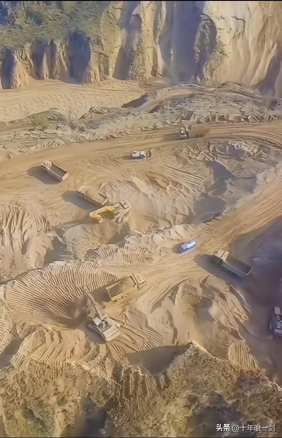 在若大的黄土高原上，科学地选择适宜的地块进行合理的规划改造，这样不仅扩大了可耕地