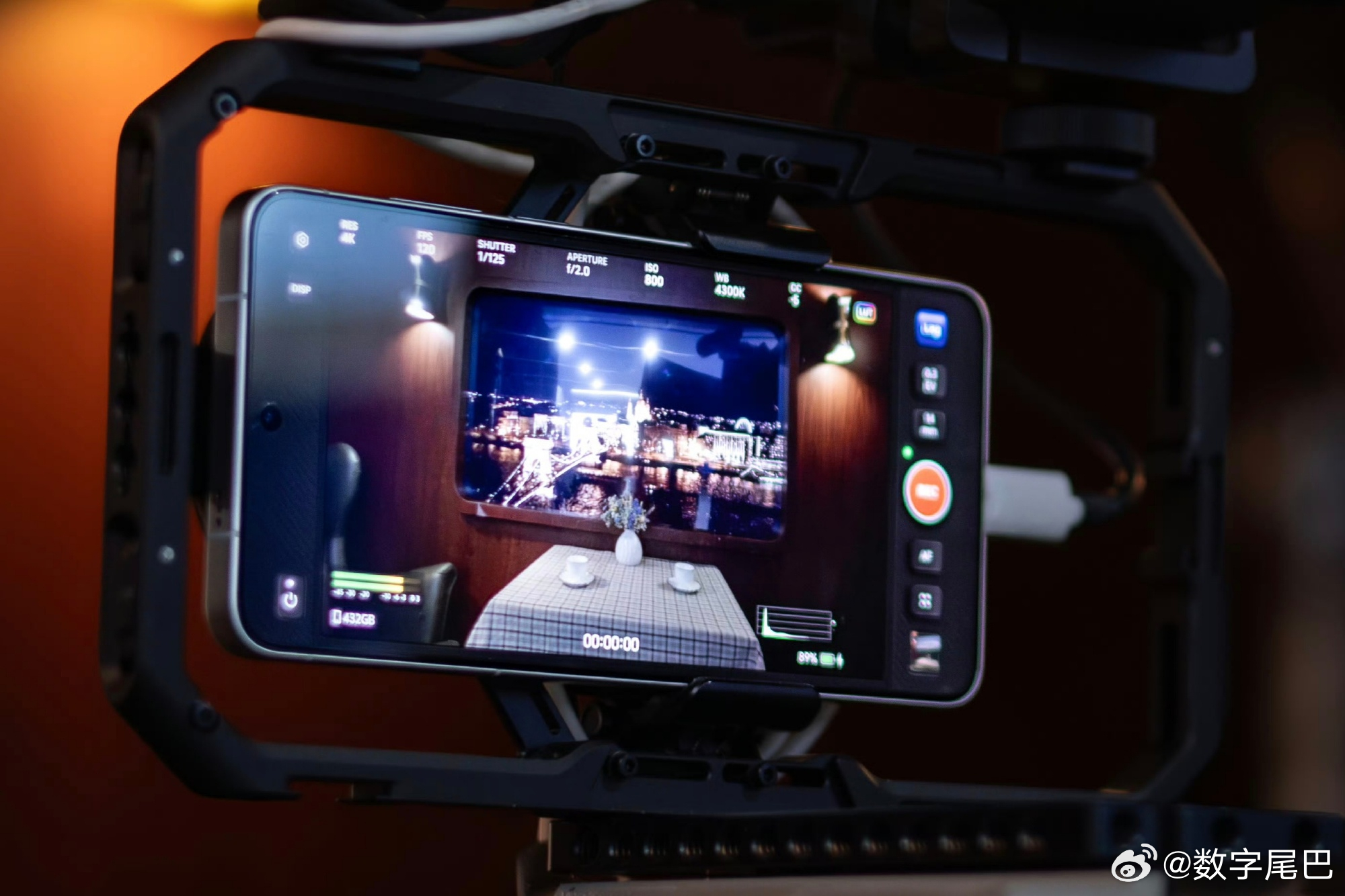 蓝厂 X300 Ultra，这个 400mm 巨炮就是大，摄像头模组基本还是前代