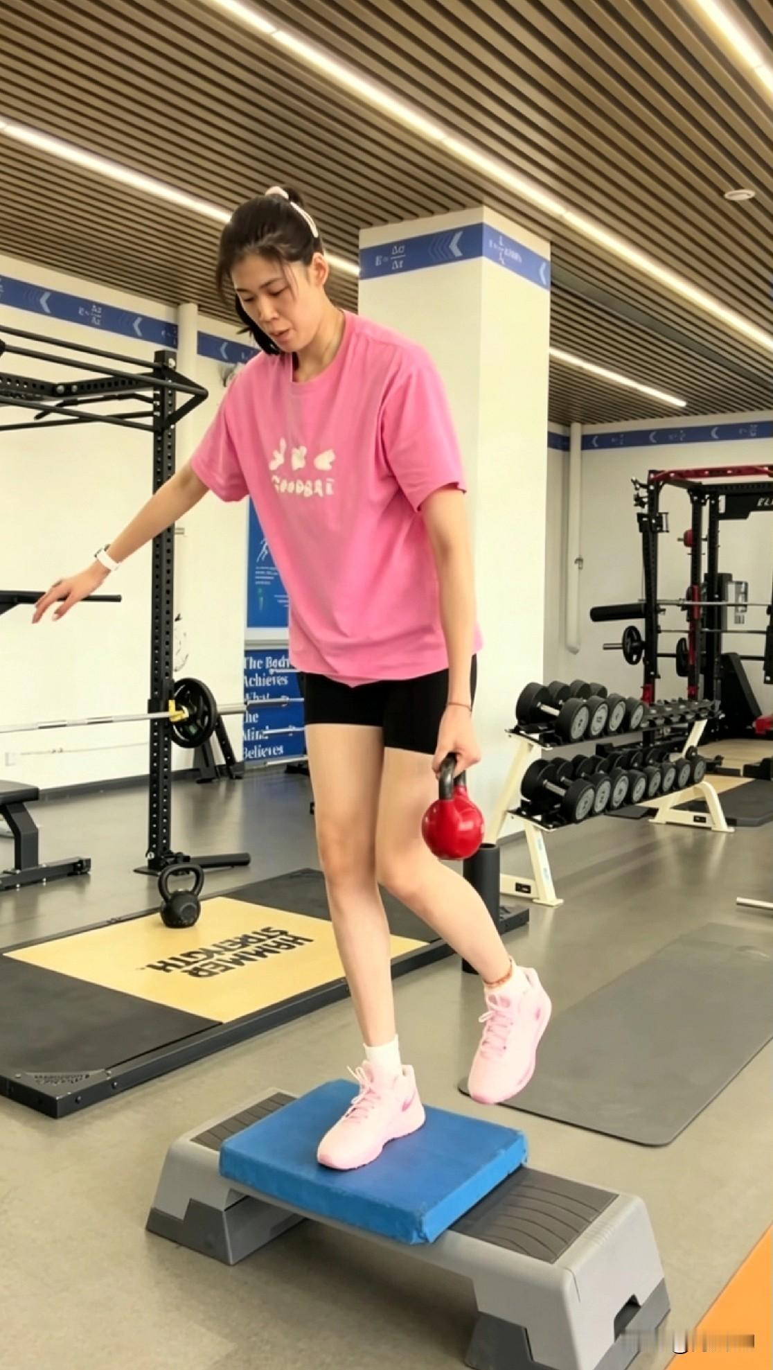 🔥  突发！李盈莹缺席漳州集训，独自留津康复，世联赛出战成疑
      5月