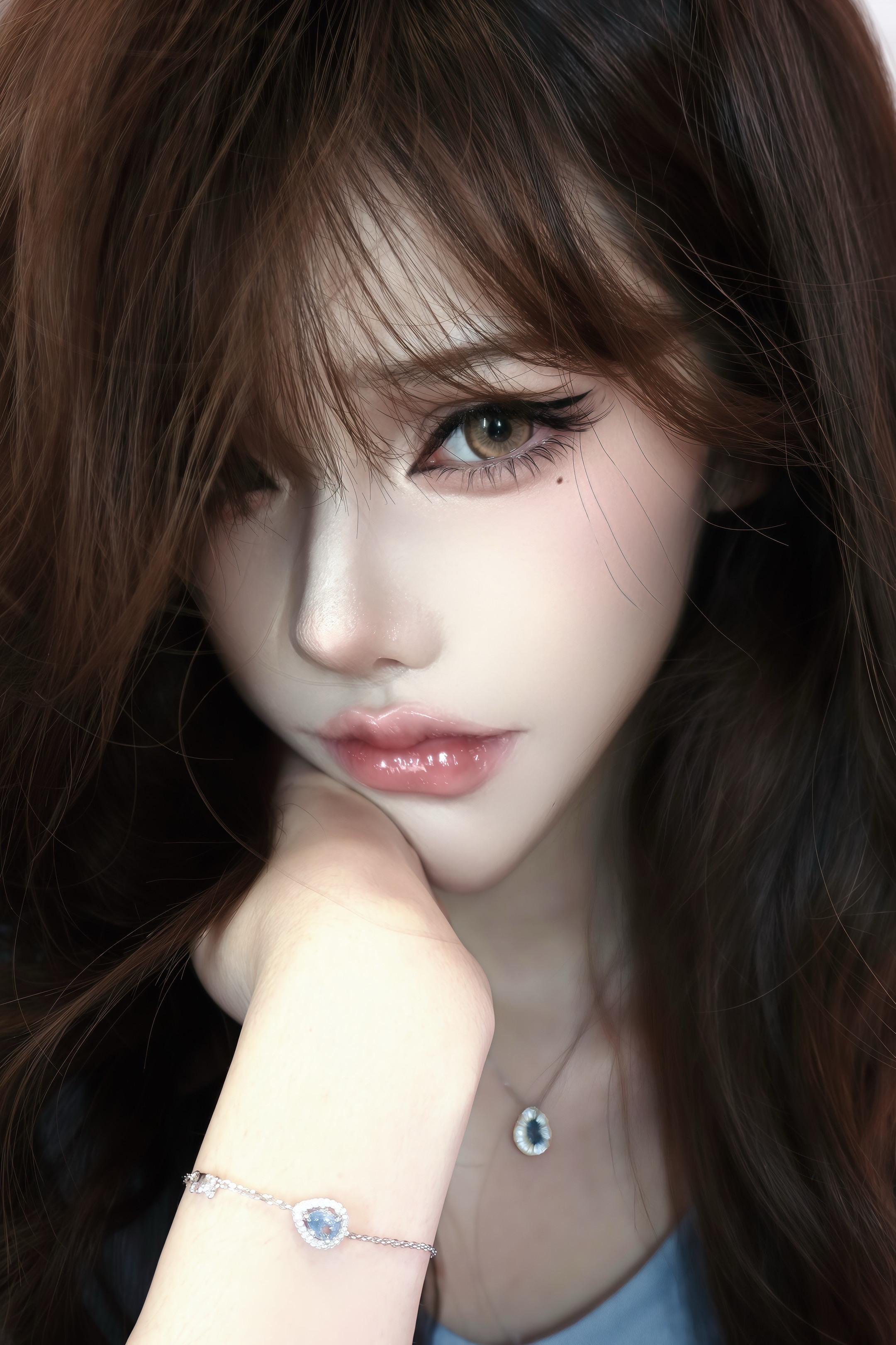 “眼泪是世界上最小的湖泊”