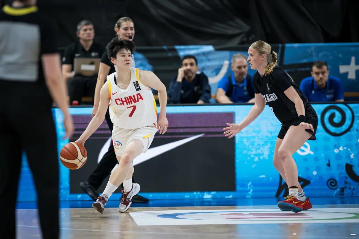 【斩获第六名 国少女篮结束U17女篮世界杯征程】在刚刚结束的U17女篮世界杯5、