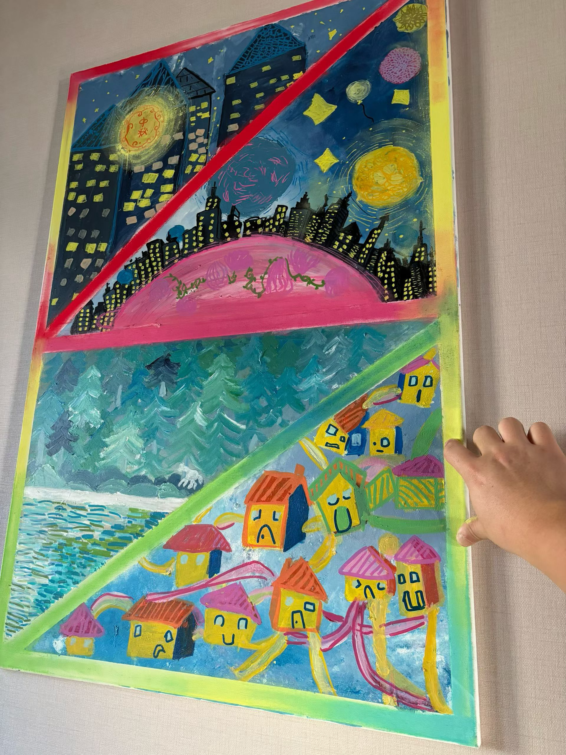 女儿在家独立完成的作品，娃娃的想象力很丰富。我女儿目前兴趣班就：网球🎾、画画。