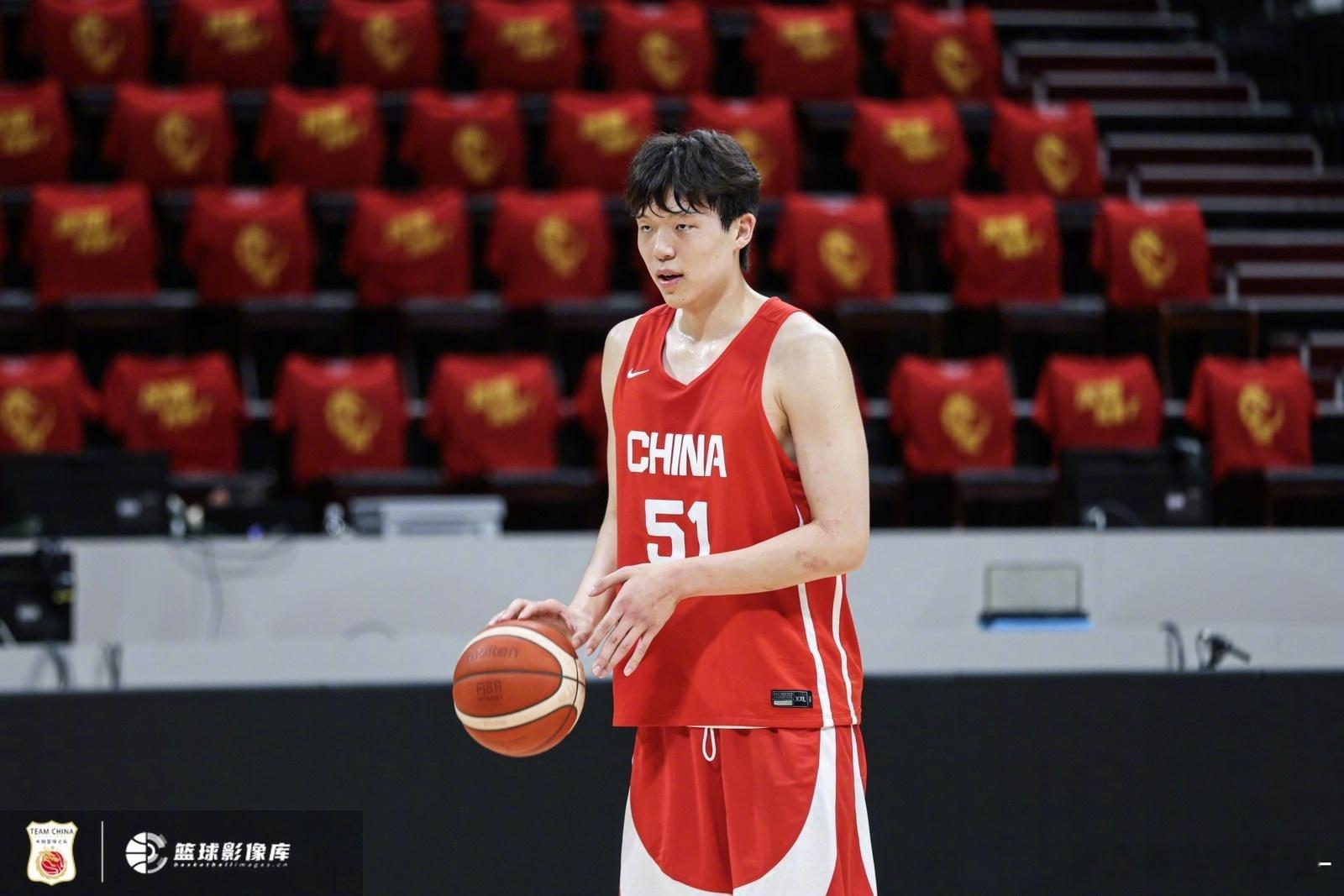 杨瀚森回应将缺席后续世预赛 一句相信球队能赢下每一场，格外动人✨杨瀚森用绝杀交出