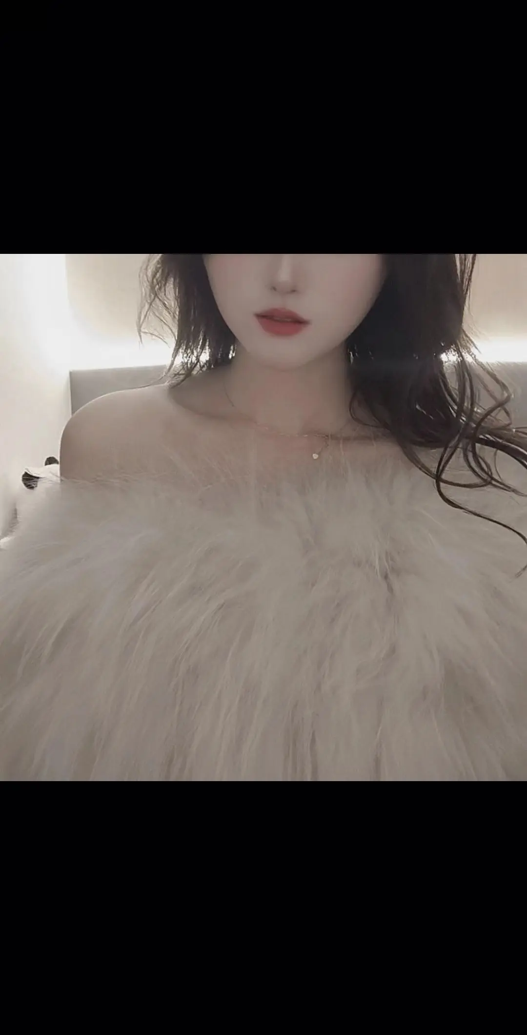 姑娘一句春不晚~ 。