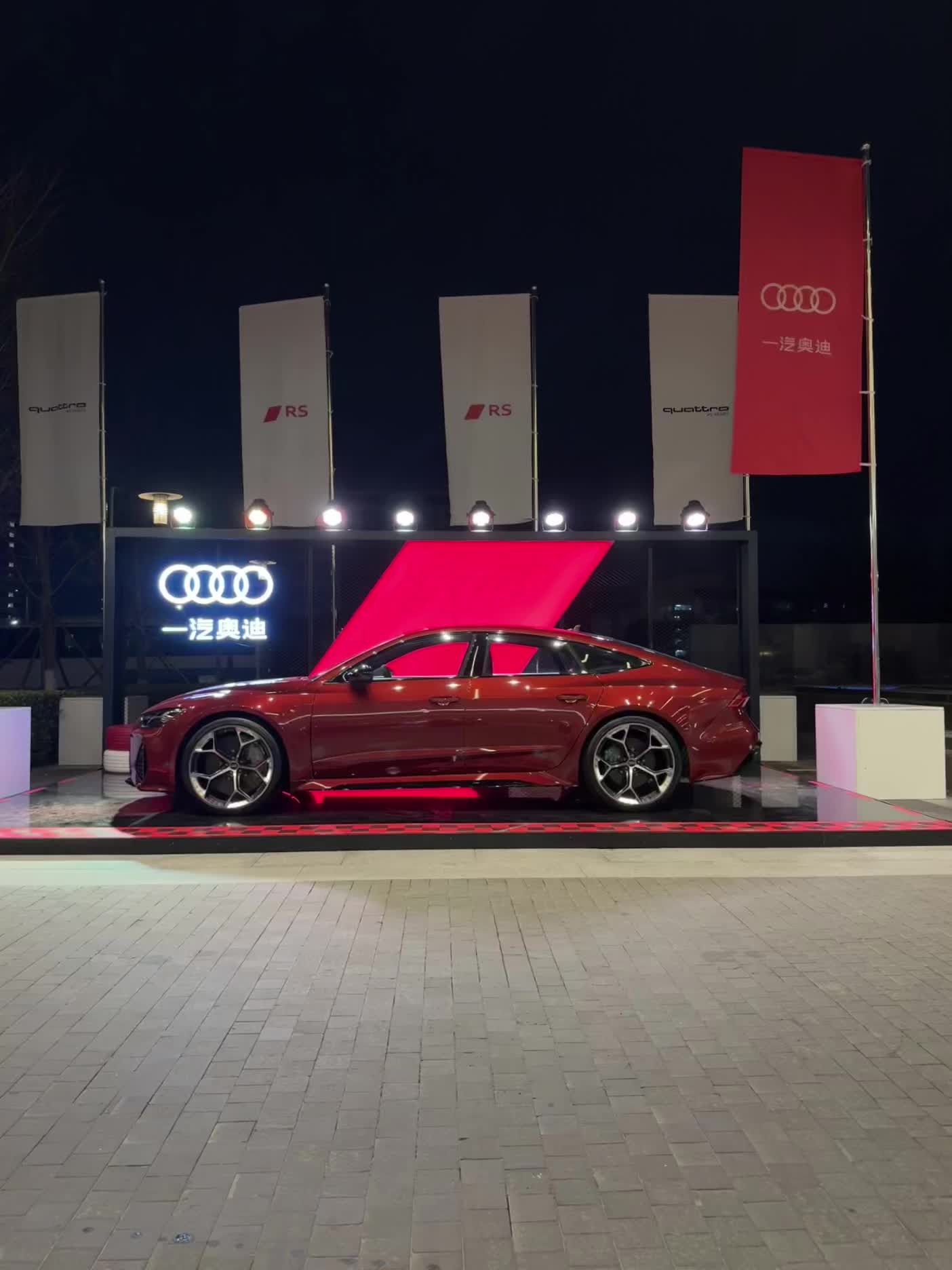 那种咆哮共振的机械之美电车永远无法媲美 「GT世界挑战赛北京亦庄站」本...