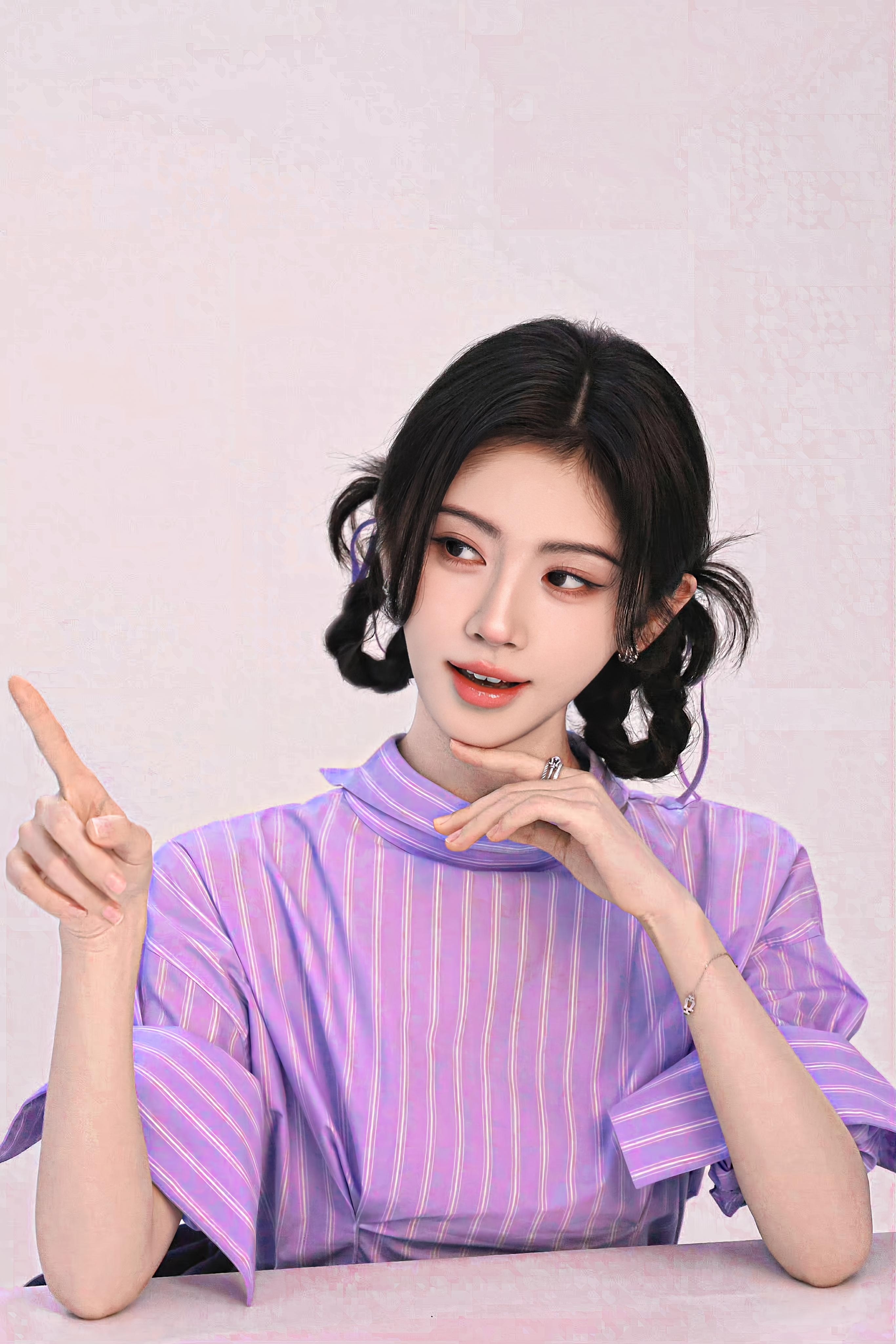 （你看那边）🤭 