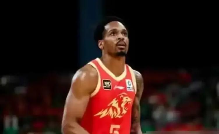 广厦卫冕悬了！
 
第20轮打完，辽宁21胜2负独一档，广厦16胜7负排第4，被