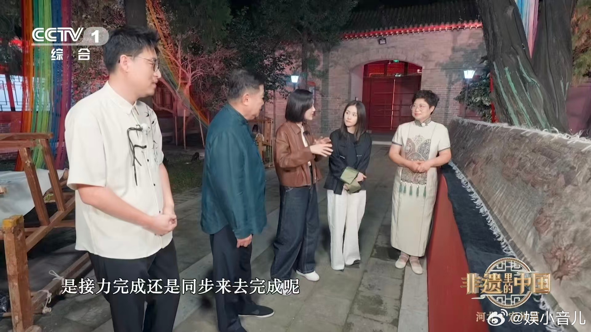 缂丝版清明上河图缂丝这种工艺，光无法机器替代这一点就够绝了！不像别的东西能批量生